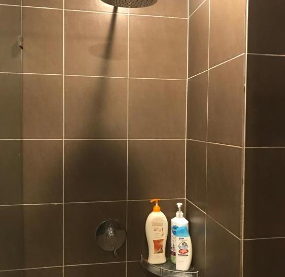 אתר נופש Gold Coast Morib Mickey House