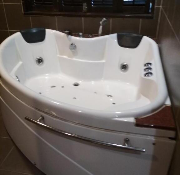 אתר נופש Gold Coast Morib Mickey House