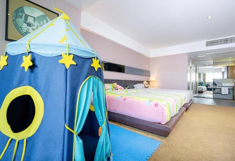 重庆江北观音桥高悦酒店地铁站店