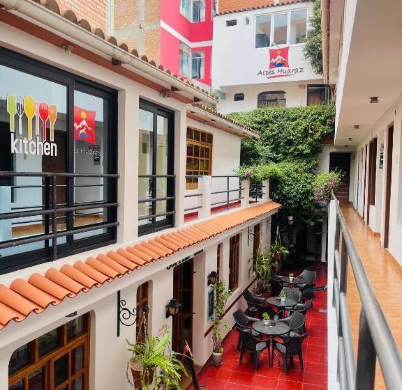 هاستل Alpes Huaraz