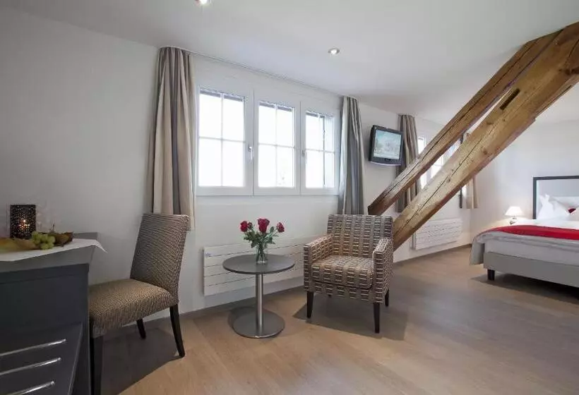 ユースホステル Landgasthof Wartegg