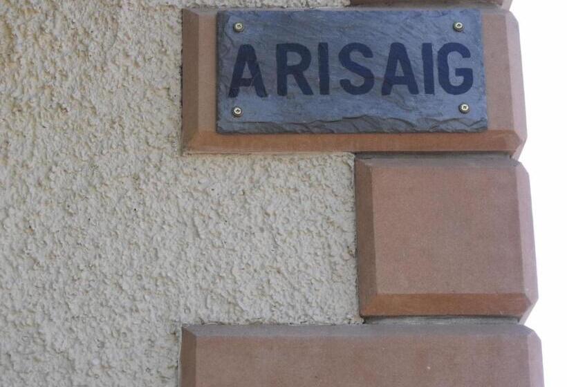 تختخواب و صبحانه Arisaig Guest House