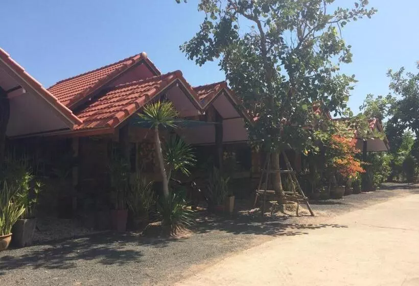 Busby Resort