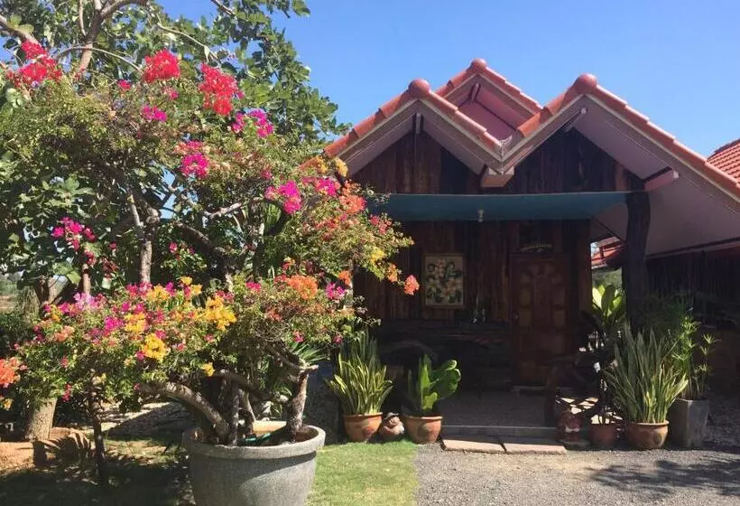 Busby Resort