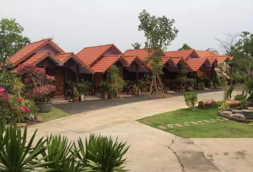 Busby Resort