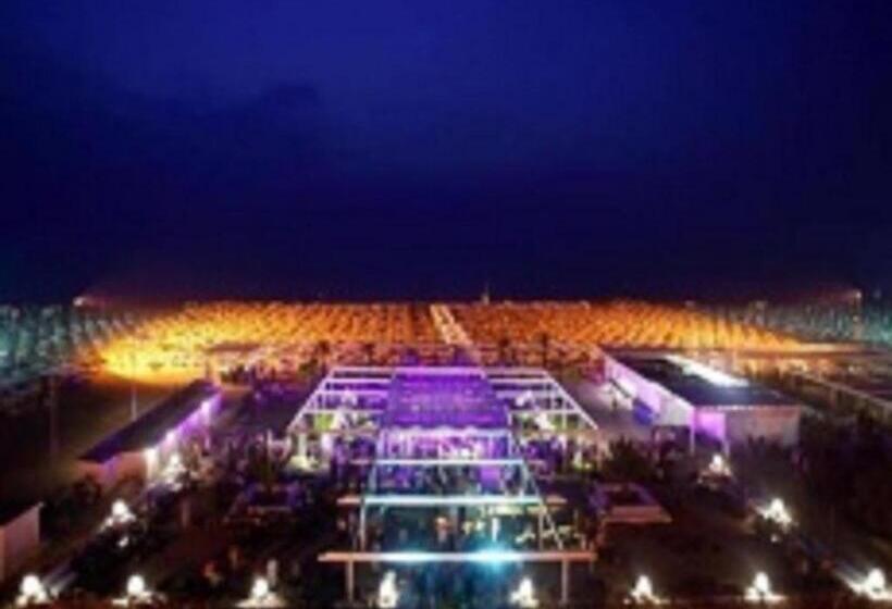 בית מלון כפרי Atene Albergo Riccione