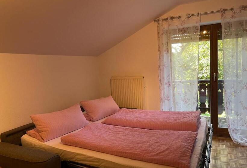 Hotel Gästehaus Grünberger