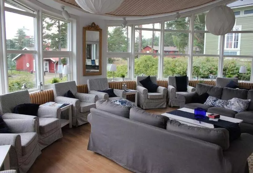 Hotelli åh Stifts  & Konferensgård