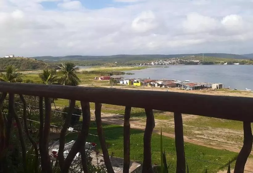 Hotelli Pousada Prazeres Do Velho Chico