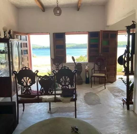 Hotelli Pousada Prazeres Do Velho Chico