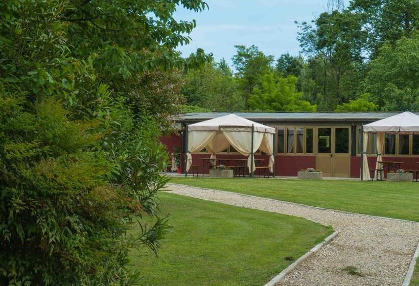 Отель Ristorante Albergo Al Donatore