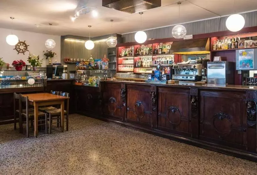 Hotelli Ristorante Albergo Al Donatore