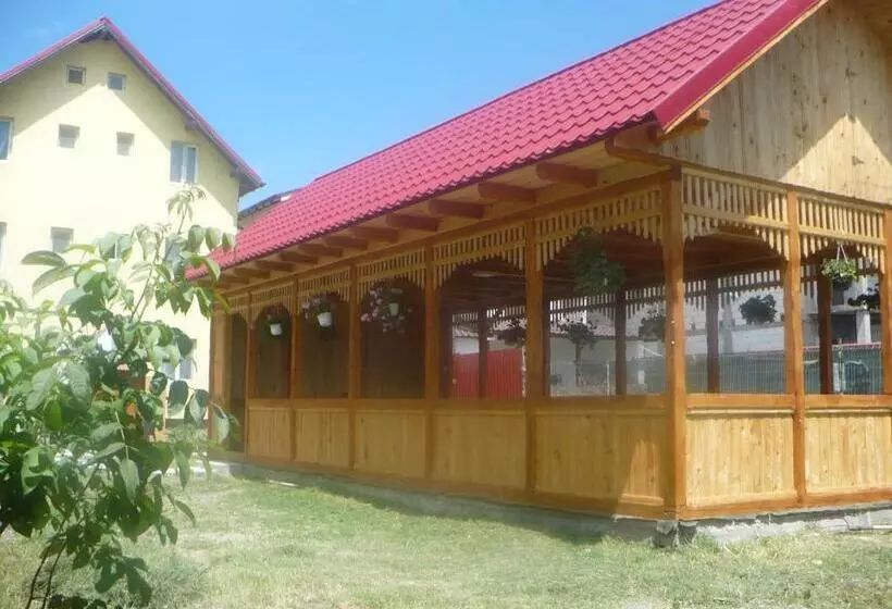 Majatalo Casa Iustina Sulina