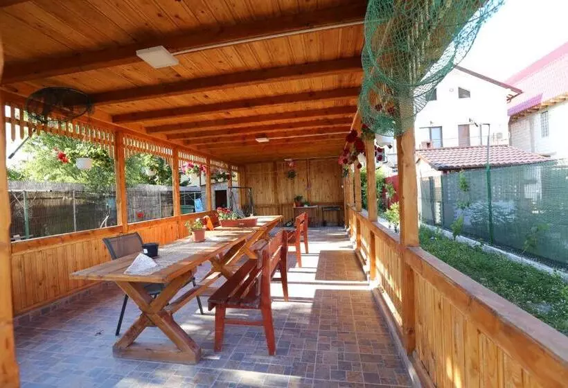 Majatalo Casa Iustina Sulina