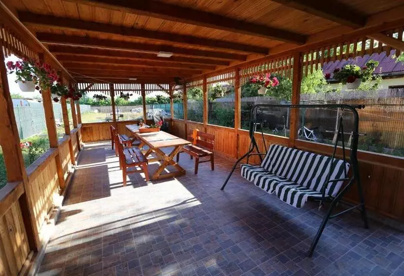 Majatalo Casa Iustina Sulina