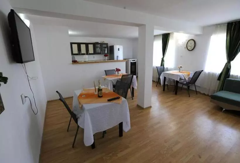 Majatalo Casa Iustina Sulina