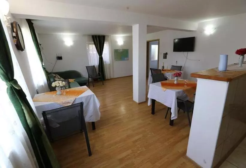 Majatalo Casa Iustina Sulina