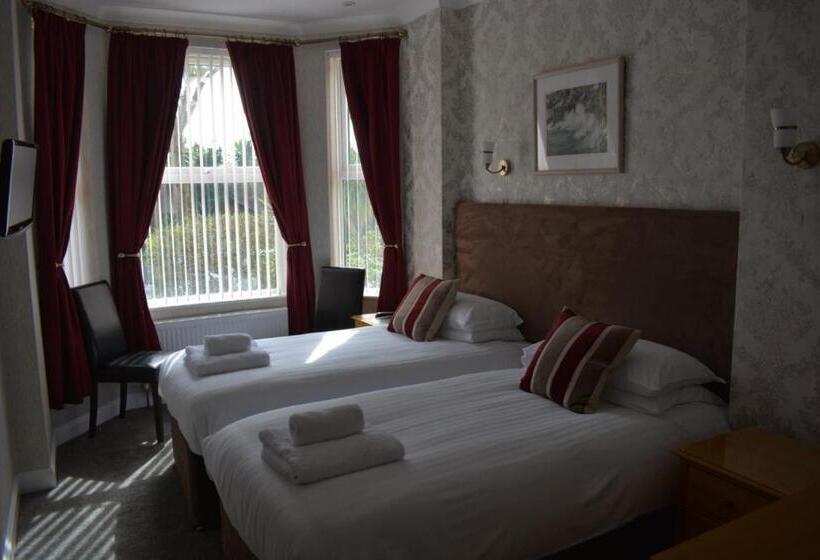 펜션 Cotswold House