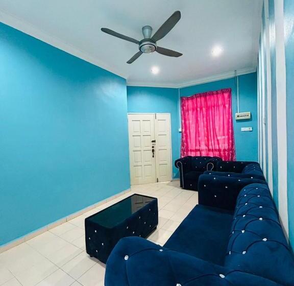 ペンション Homestay Ira Jaya 4 Unit Rumah