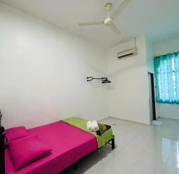ペンション Homestay Ira Jaya   4 Unit Rumah