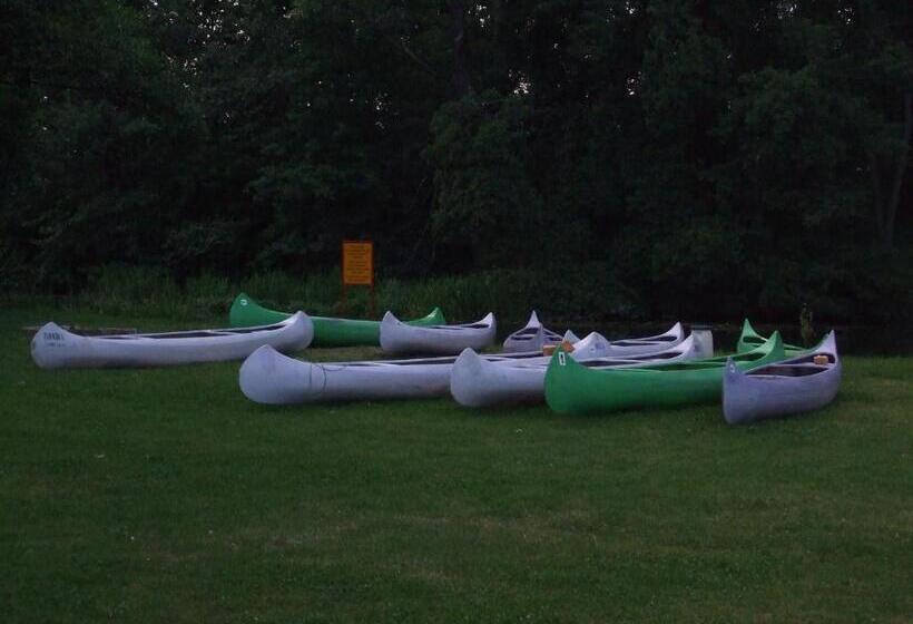 Vizimalom Kemping, Panzió és étterem