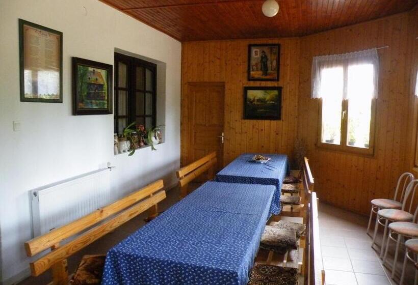 Vizimalom Kemping, Panzió és étterem