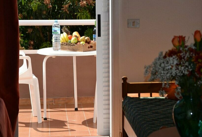 Apartamentos Los Tarajales