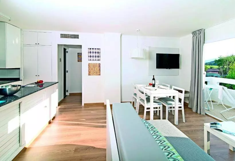 Cabot Sivella Apartments