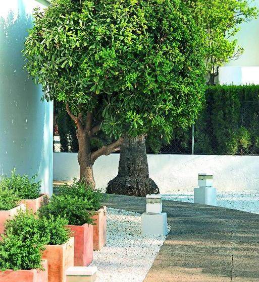 Cabot Sivella Apartments