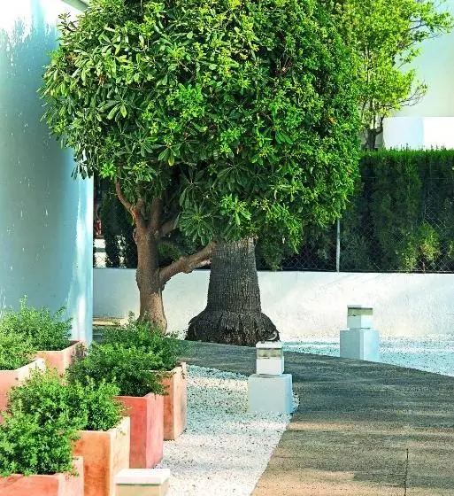 Cabot Sivella Apartments