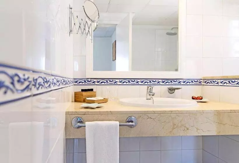 Cabot Sivella Apartments