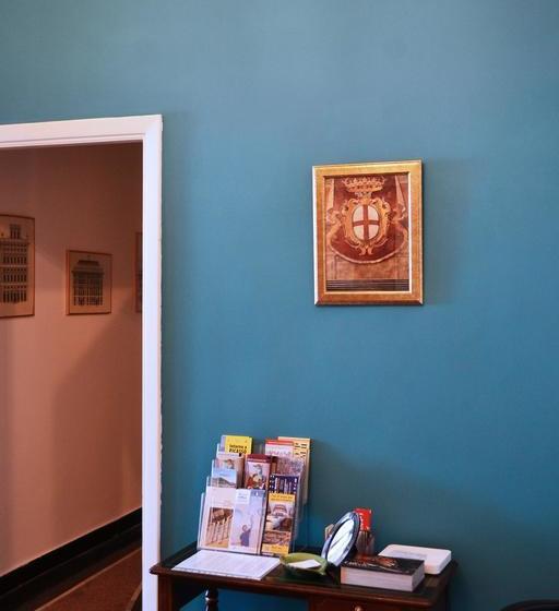 تختخواب و صبحانه Ariadimare