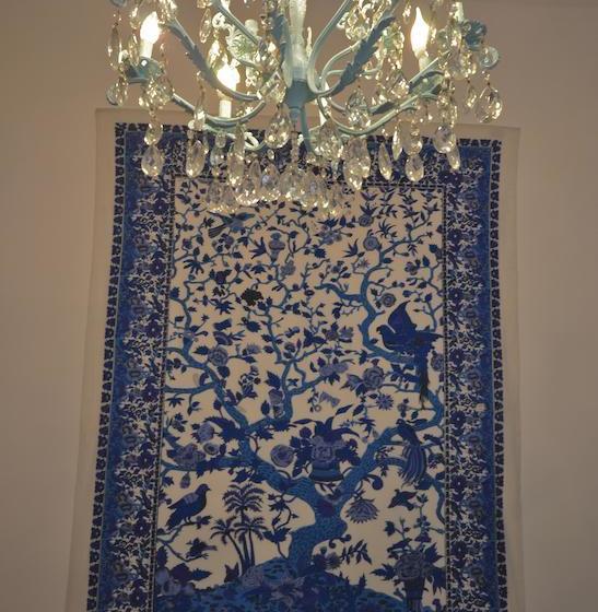 تختخواب و صبحانه Ariadimare