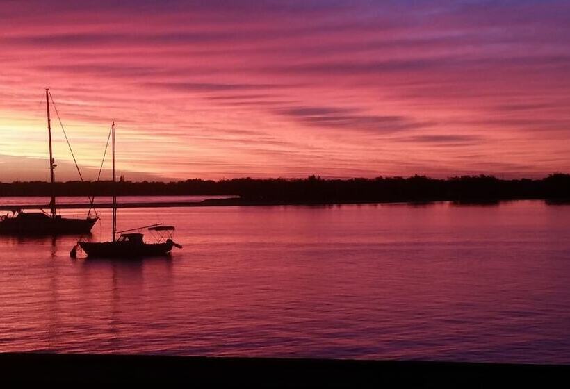 Beaconlea Tower Apartments
