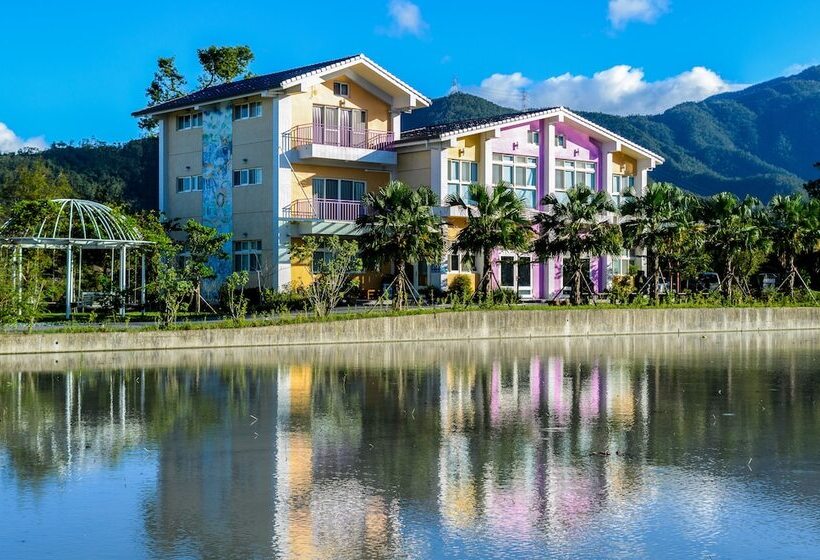 تختخواب و صبحانه Barefoot And Breakfast