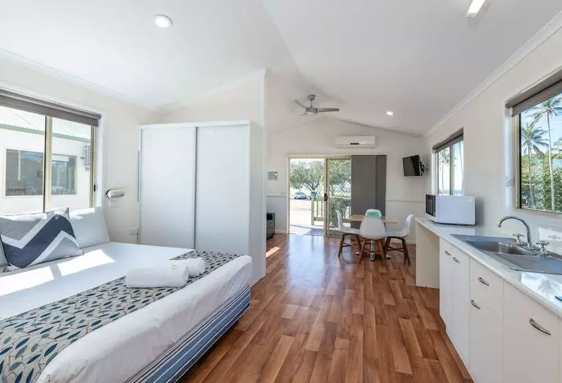 Big4 Breeze Holiday Parks   Bargara
