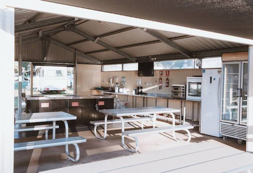 Big4 Breeze Holiday Parks   Bargara