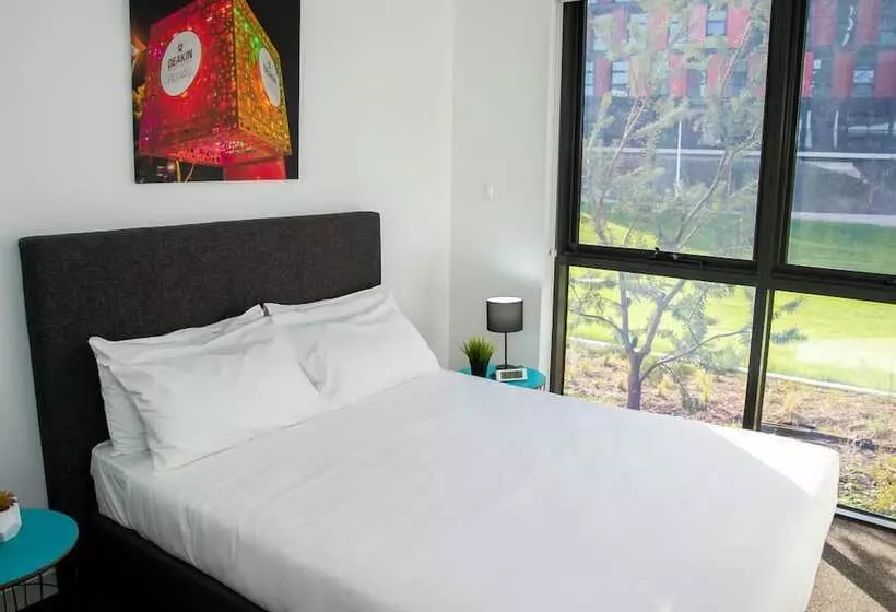 Deakin Residential Services