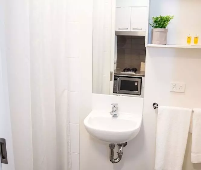 Deakin Residential Services