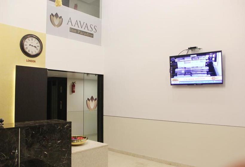 Hotelli Capital O 1761 Aavass Inn Paradise