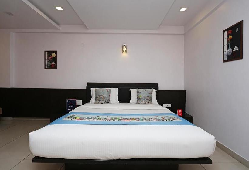 Hotelli Capital O 1761 Aavass Inn Paradise