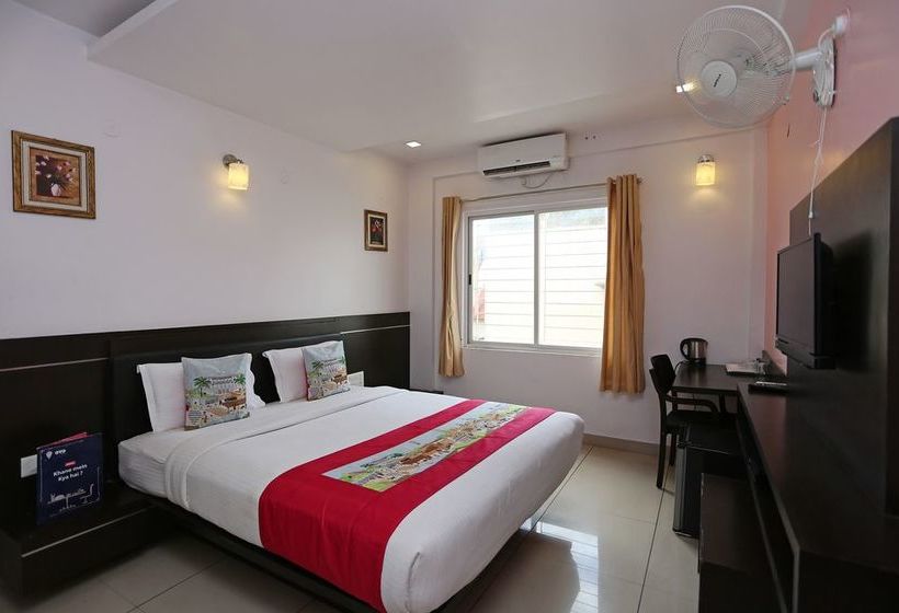 Hotelli Capital O 1761 Aavass Inn Paradise