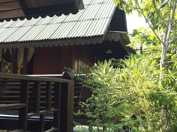 هتل Baan Kong Homestay