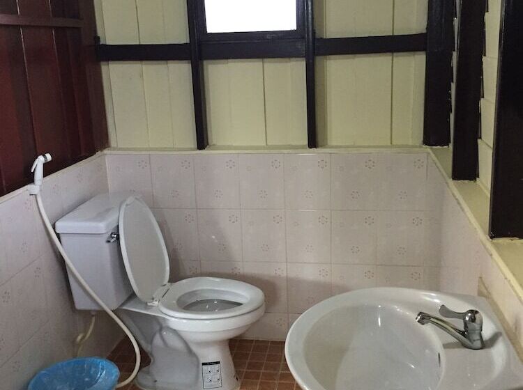 酒店 Baan Kong Homestay