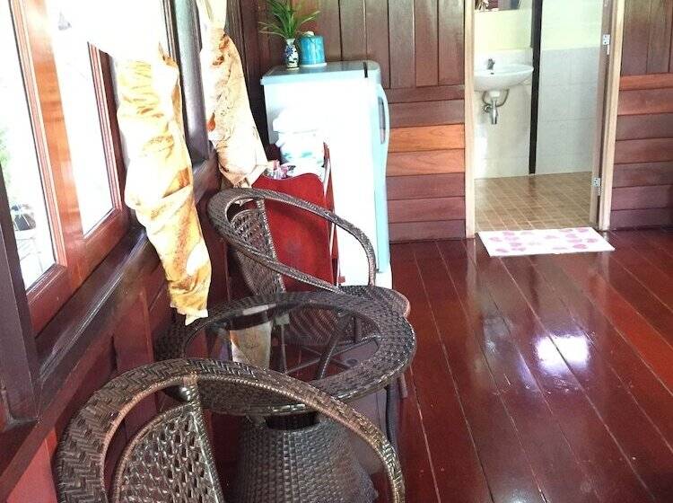 酒店 Baan Kong Homestay