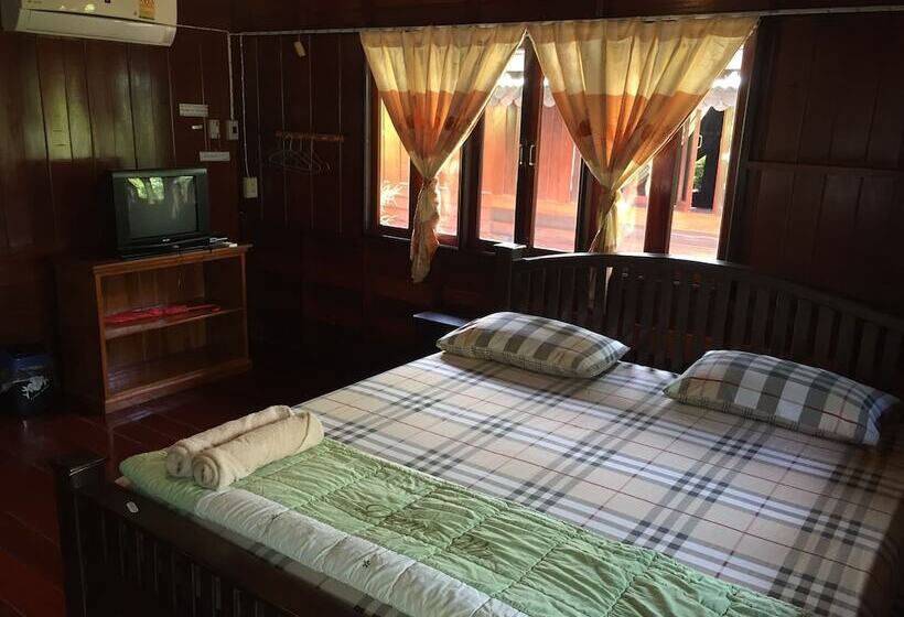 酒店 Baan Kong Homestay