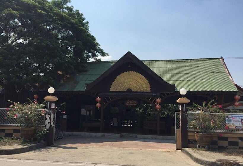 酒店 Baan Kong Homestay