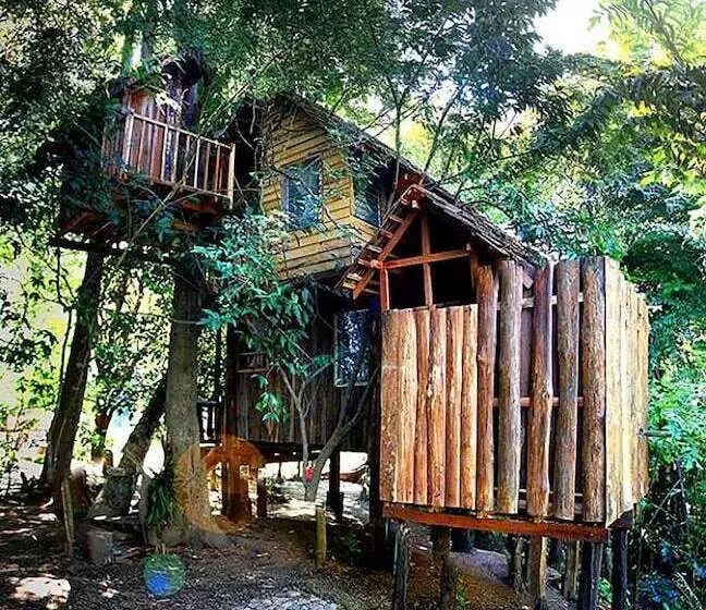 ホテル Rabeang Pasak Treehouse Resort
