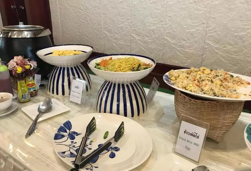 هتل Regent Lodge Lampang