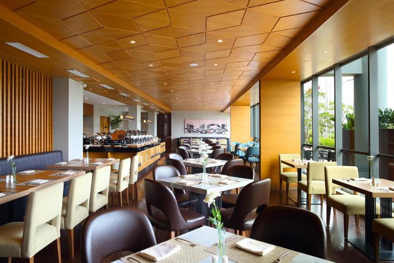 בית מלון כפרי Santika Premiere Ice Bsd City